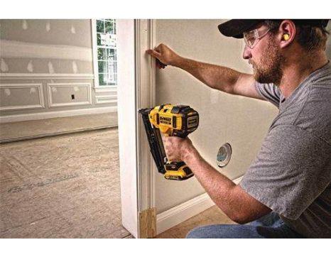 Dewalt DCN660B 16 Ga. Angled Finish Nailer w out Battery Nail Gun Depot