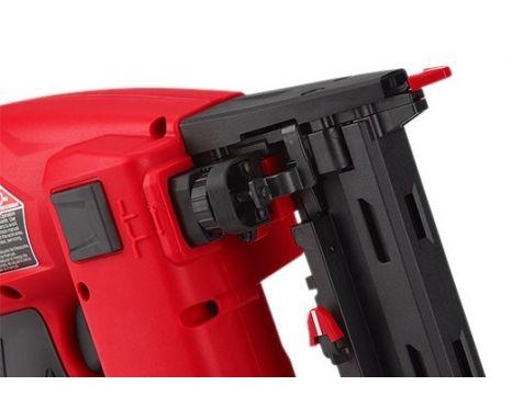 Milwaukee 2749 2025